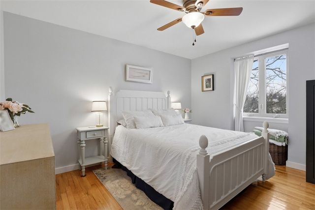 2400 Mill Grove Rd, Upper St Clair, PA 15241