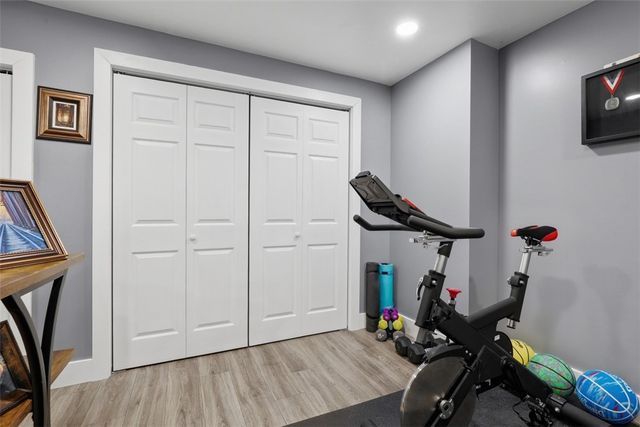 2400 Mill Grove Rd, Upper St Clair, PA 15241