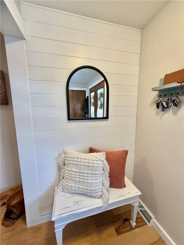 2400 Mill Grove Rd, Upper St Clair, PA 15241