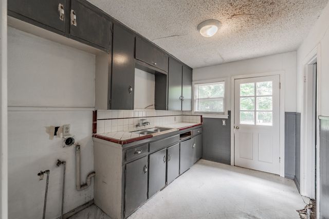 6553 Jerrell Street, North Richland Hills, TX 76180