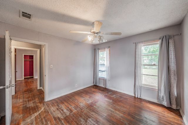 6553 Jerrell Street, North Richland Hills, TX 76180