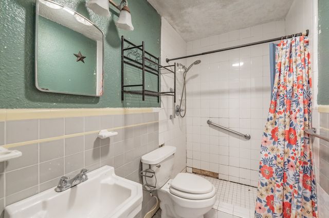 6553 Jerrell Street, North Richland Hills, TX 76180