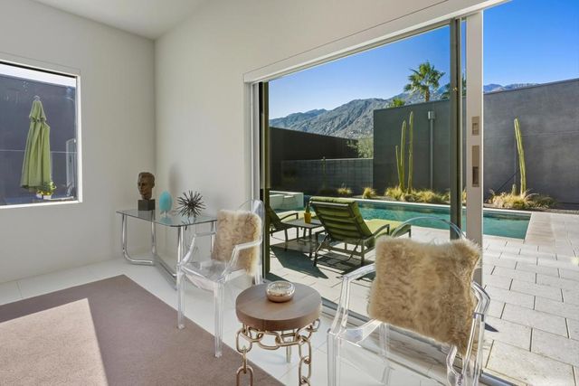 1053 Dane Drive, Palm Springs, CA 92262