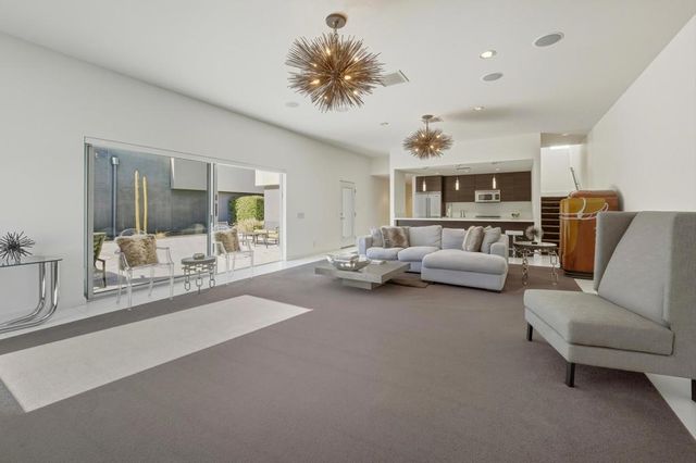 1053 Dane Drive, Palm Springs, CA 92262