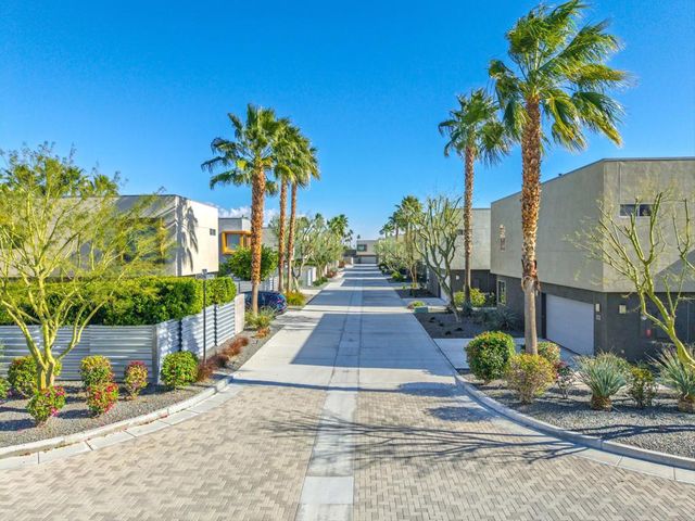 1053 Dane Drive, Palm Springs, CA 92262
