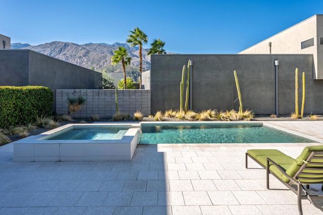 1053 Dane Drive, Palm Springs, CA 92262