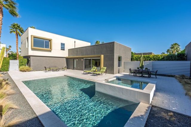 1053 Dane Drive, Palm Springs, CA 92262