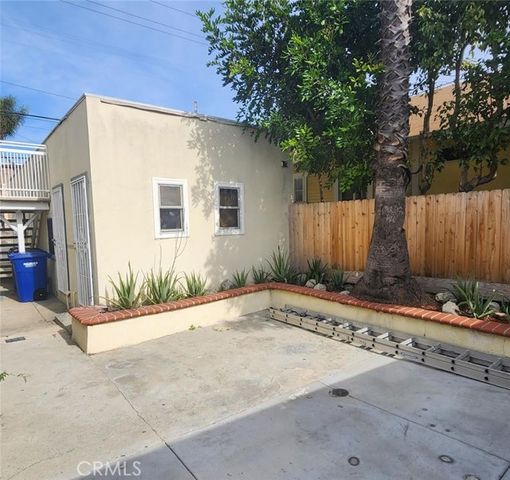 1000 E Burnett, Signal Hill, CA 90755