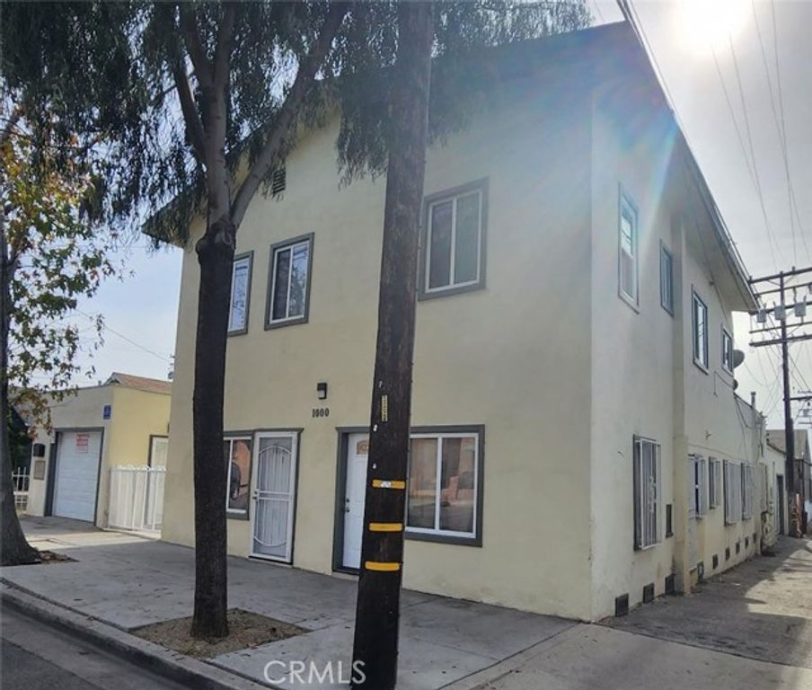 1000 E Burnett, Signal Hill, CA 90755