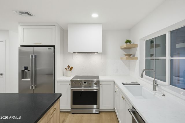 14047 N HAMPSTEAD Drive N, Fountain Hills, AZ 85268