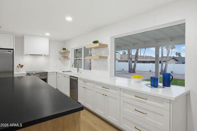 14047 N HAMPSTEAD Drive N, Fountain Hills, AZ 85268