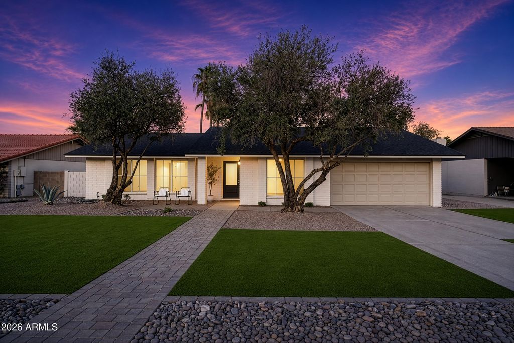 14047 N HAMPSTEAD Drive N, Fountain Hills, AZ 85268