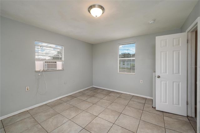520 W JACKSON AVENUE, Lake Wales, FL 33853