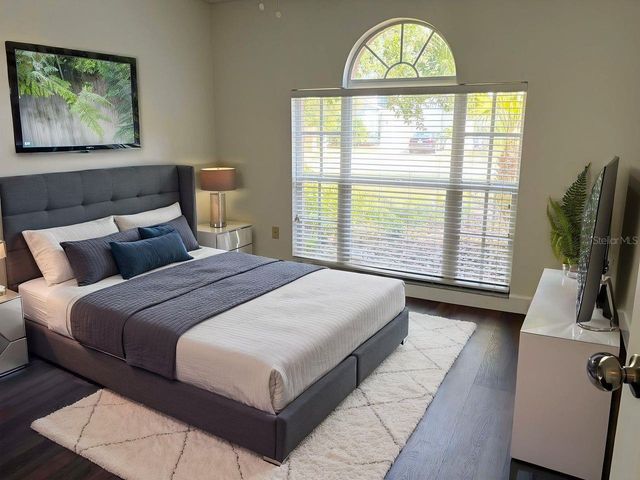 11516 WHISPERING HOLLOW DRIVE, Tampa, FL 33635