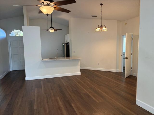 11516 WHISPERING HOLLOW DRIVE, Tampa, FL 33635