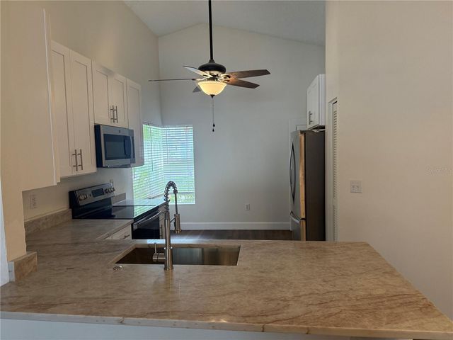 11516 WHISPERING HOLLOW DRIVE, Tampa, FL 33635