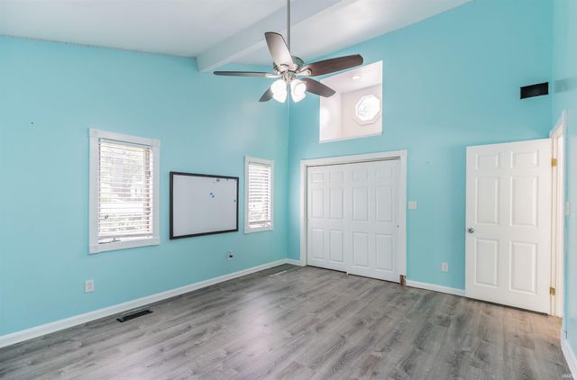 6001 Felstead Road, Evansville, IN 47712