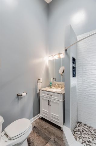 6001 Felstead Road, Evansville, IN 47712