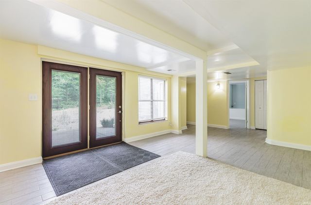 6001 Felstead Road, Evansville, IN 47712