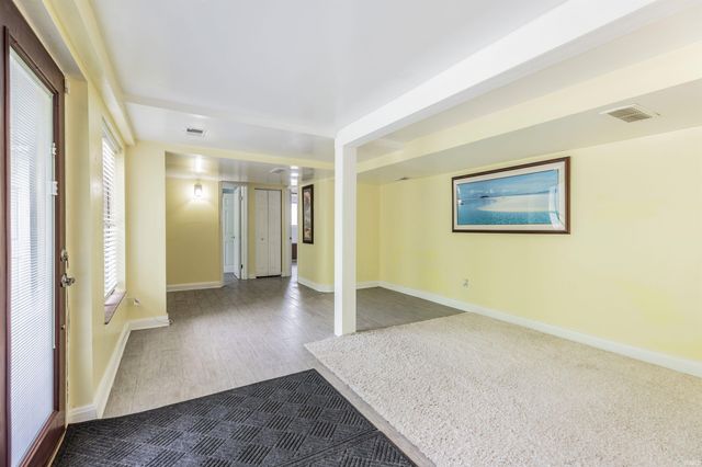 6001 Felstead Road, Evansville, IN 47712