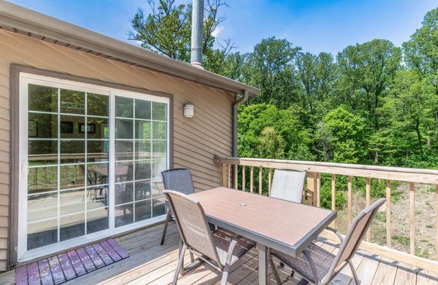 6001 Felstead Road, Evansville, IN 47712