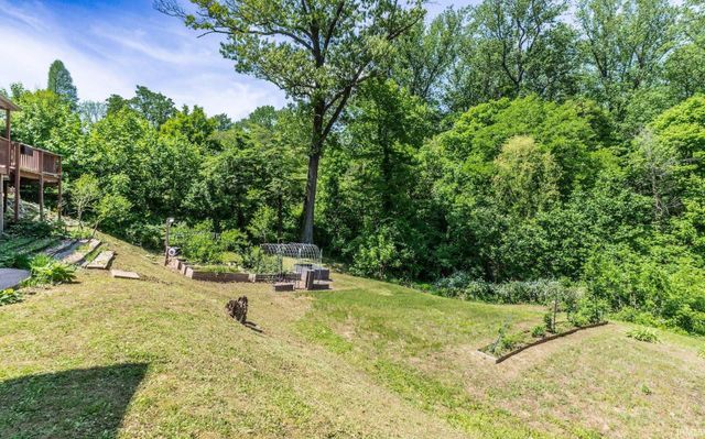 6001 Felstead Road, Evansville, IN 47712