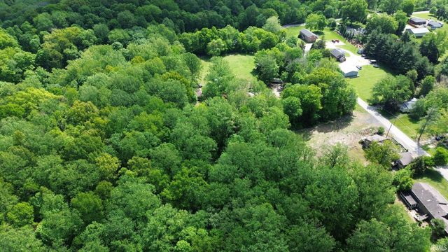 6001 Felstead Road, Evansville, IN 47712