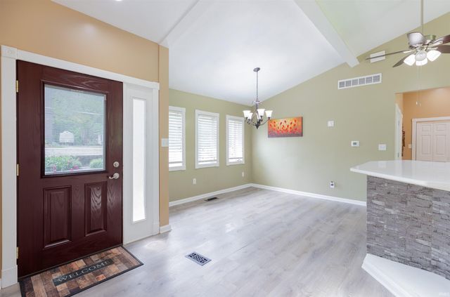 6001 Felstead Road, Evansville, IN 47712