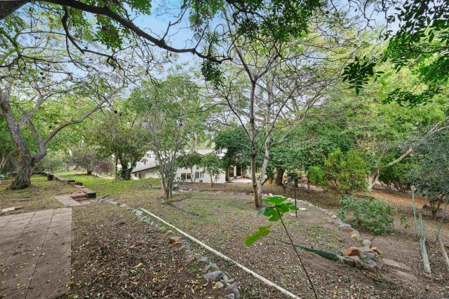 8615 Mariposa St, La Mesa, CA 91941