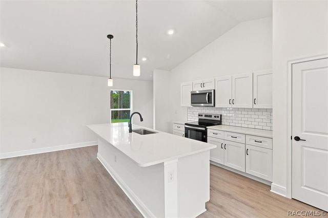 2975 W Linda Place, Dunnellon, FL 34433