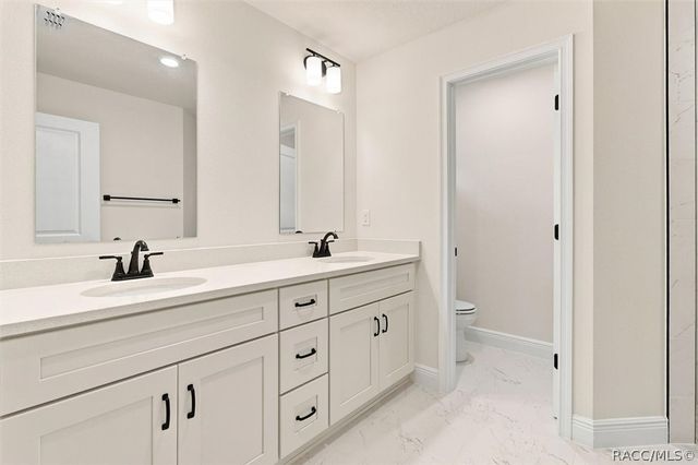 2975 W Linda Place, Dunnellon, FL 34433