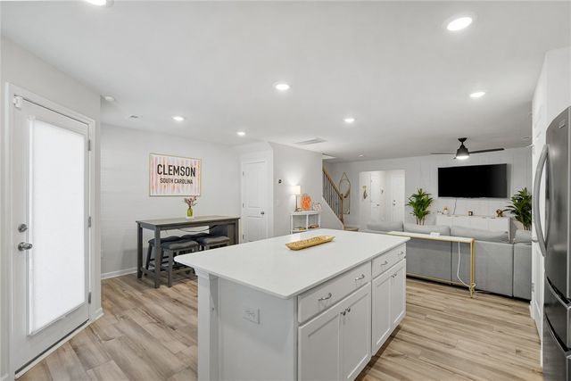 561 Brasstown Court, Pendleton, SC 29670