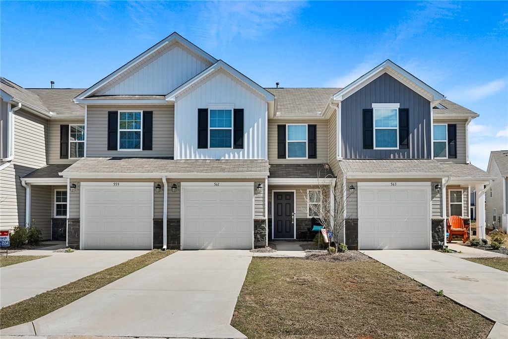 561 Brasstown Court, Pendleton, SC 29670