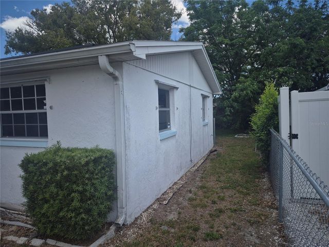 3245 FAIRMOUNT TERRACE, Holiday, FL 34691
