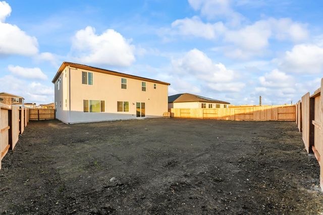 1508 Goldfish Way, Sacramento, CA 95832