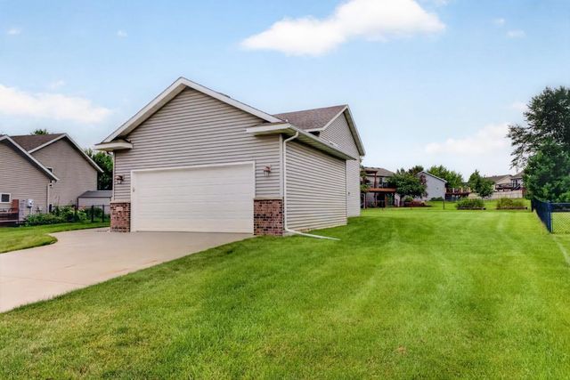 4569 Arctic Fox Road NW, Rochester, MN 55901