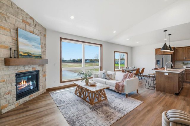 1851 LONDON ROAD, Green Bay, WI 54311