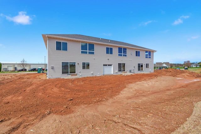 1851 LONDON ROAD, Green Bay, WI 54311