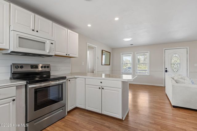 5217 Highway 101, Newport, NC 28570