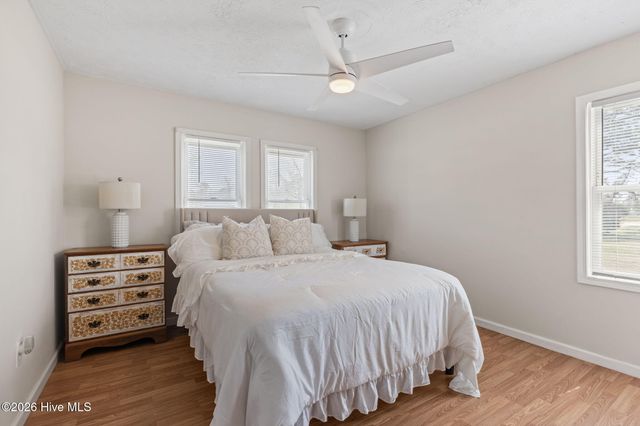 5217 Highway 101, Newport, NC 28570