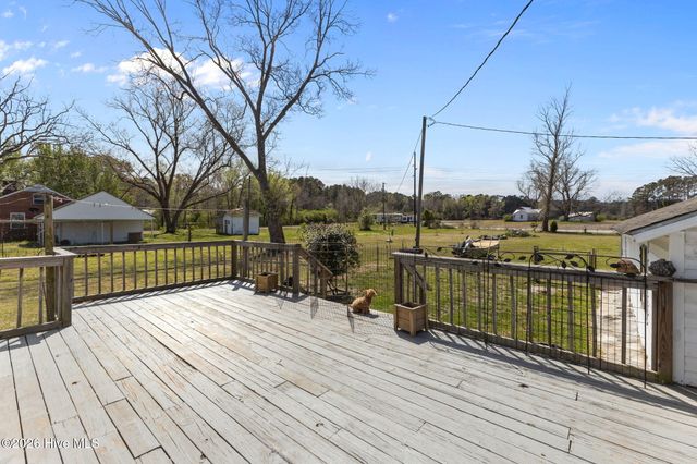 5217 Highway 101, Newport, NC 28570