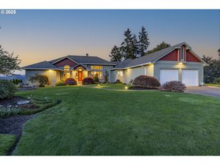 1791 SCOTTS VALLEY Rd, Yoncalla, OR 97499