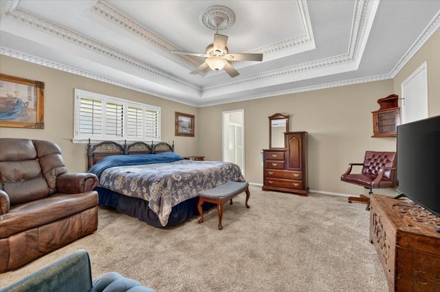 2317 Meandering Way, Arlington, TX 76011