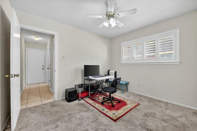 2317 Meandering Way, Arlington, TX 76011
