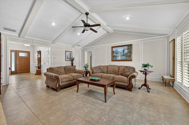 2317 Meandering Way, Arlington, TX 76011