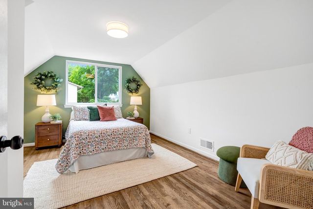 5301 POMMEROY DR, Fairfax, VA 22032