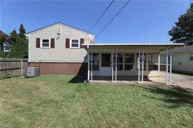 6340 Smith Road, Brook Park, OH 44142