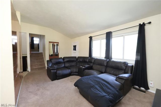 6340 Smith Road, Brook Park, OH 44142