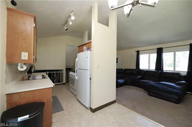 6340 Smith Road, Brook Park, OH 44142