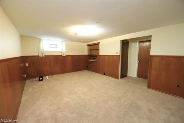 6340 Smith Road, Brook Park, OH 44142